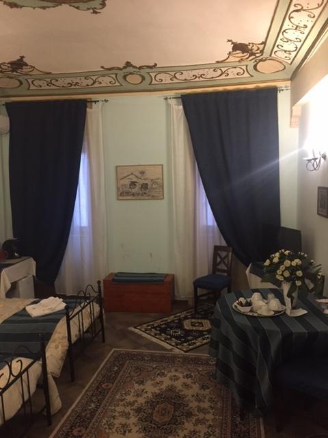 B&B Locami Piazzetta Messinese Palermo Eksteriør billede